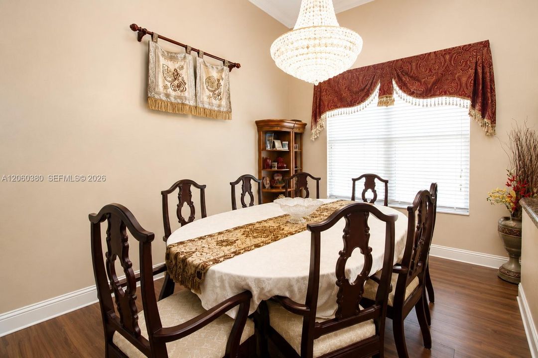 For Sale: $1,195,000 (4 beds, 3 baths, 2320 Square Feet)