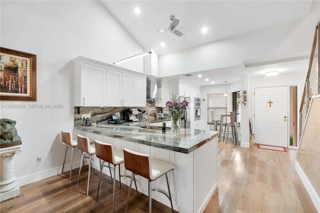 На продажу: $559,000 (3 спален, 2 ванн, 1668 Квадратных фут)