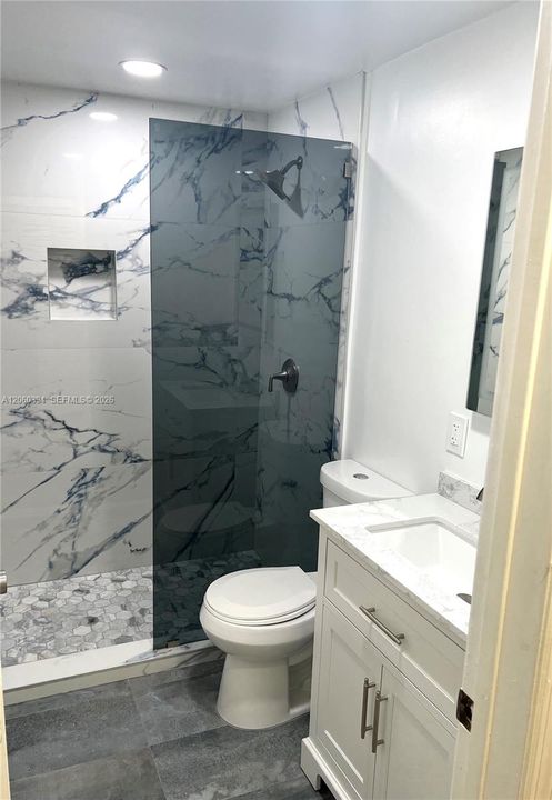 For Rent: $1,800 (1 beds, 1 baths, 625 Square Feet)