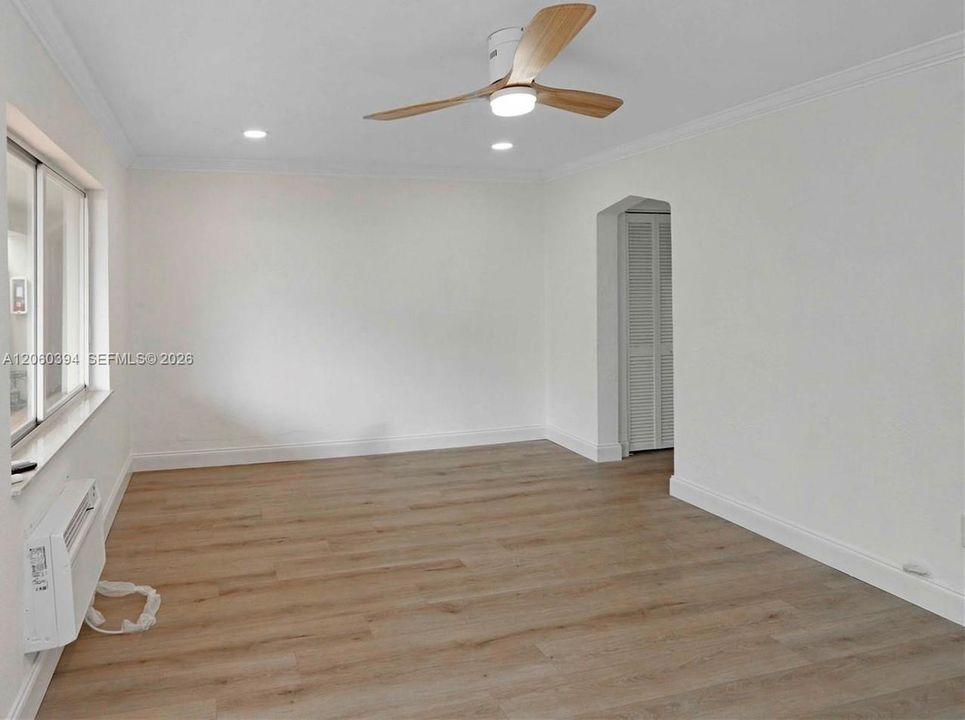 For Rent: $1,800 (1 beds, 1 baths, 625 Square Feet)