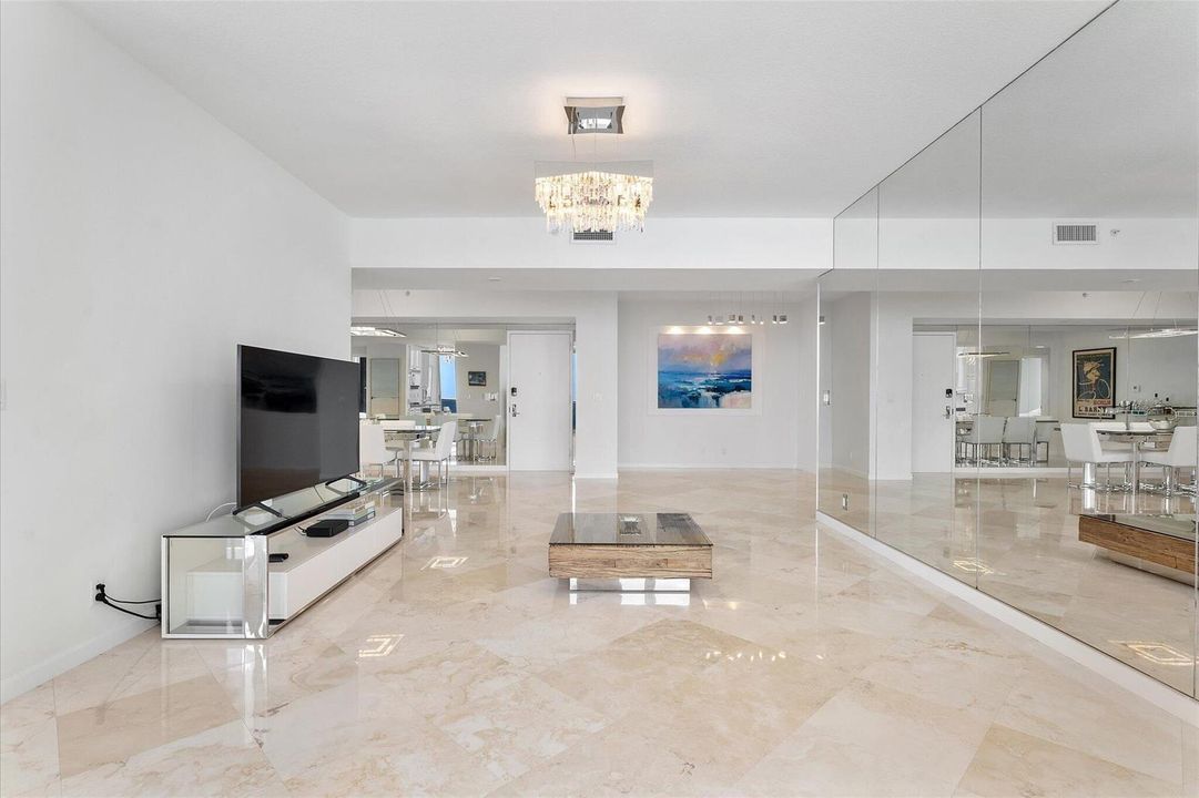 06-3200 N Ocean blvd unit 2505_006