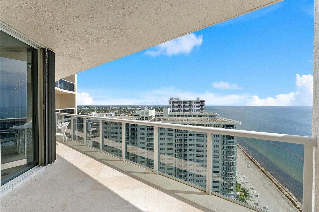 27-3200 N Ocean blvd unit 2505_027