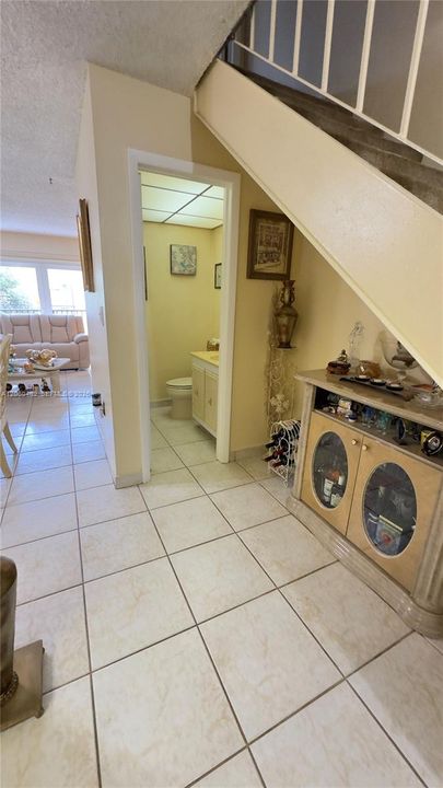 En Venta: $259,900 (1 camas, 1 baños, 922 Pies cuadrados)