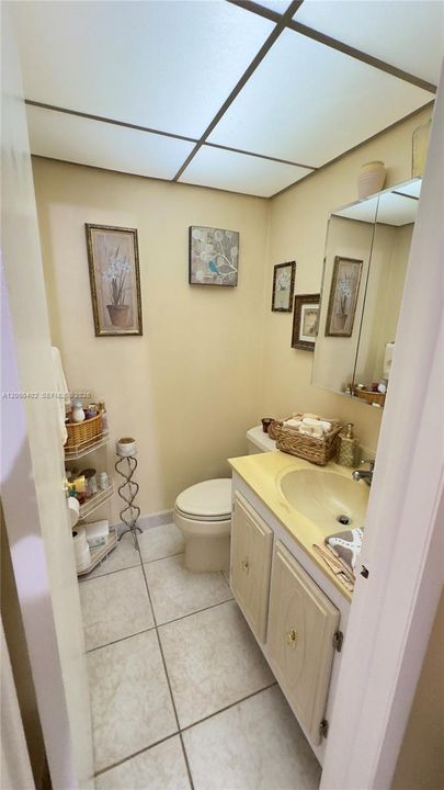 En Venta: $259,900 (1 camas, 1 baños, 922 Pies cuadrados)