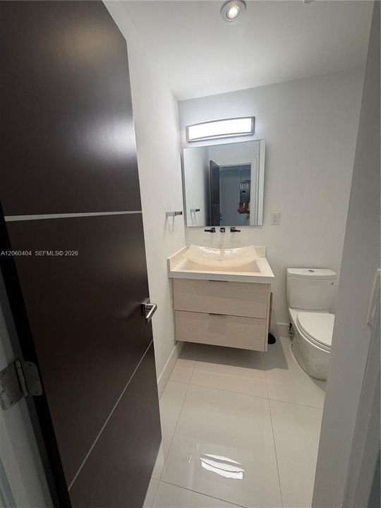 В аренду: $3,200 (1 спален, 1 ванн, 1000 Квадратных фут)