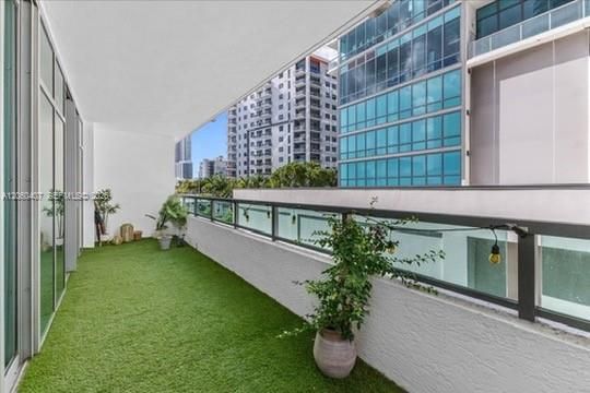 На продажу: $399,000 (1 спален, 1 ванн, 711 Квадратных фут)