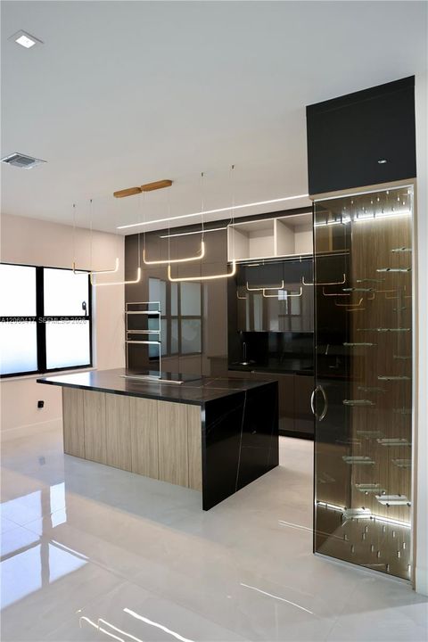For Sale: $1,200,000 (4 beds, 3 baths, 2704 Square Feet)
