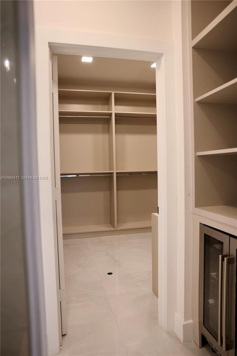 For Sale: $1,200,000 (4 beds, 3 baths, 2704 Square Feet)