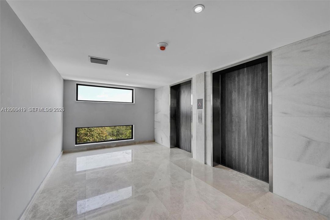 В аренду: $3,100 (2 спален, 2 ванн, 901 Квадратных фут)