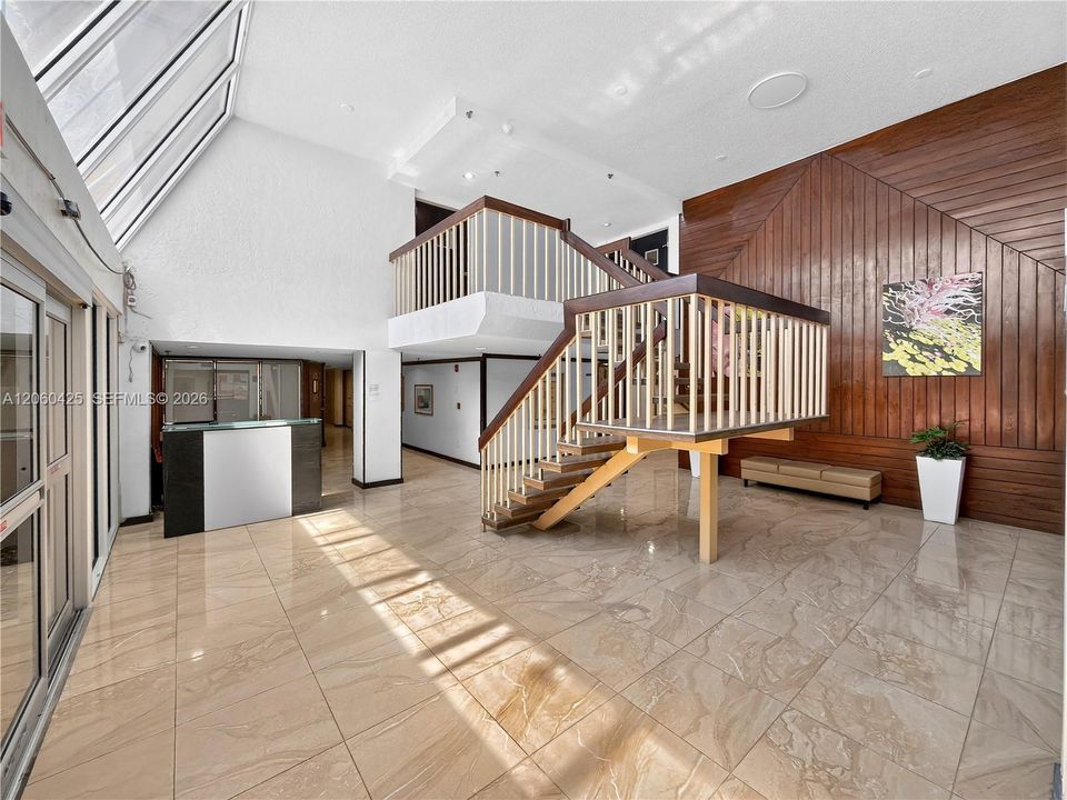 В аренду: $2,200 (2 спален, 2 ванн, 1213 Квадратных фут)