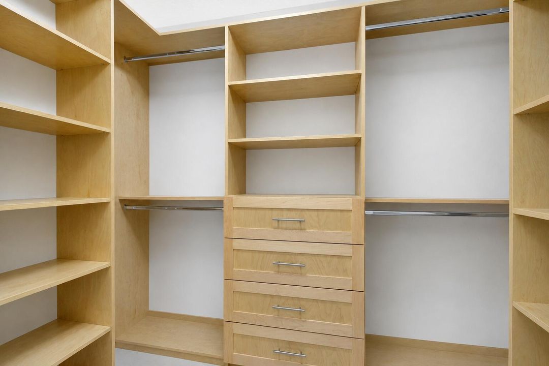 Walk In Closet