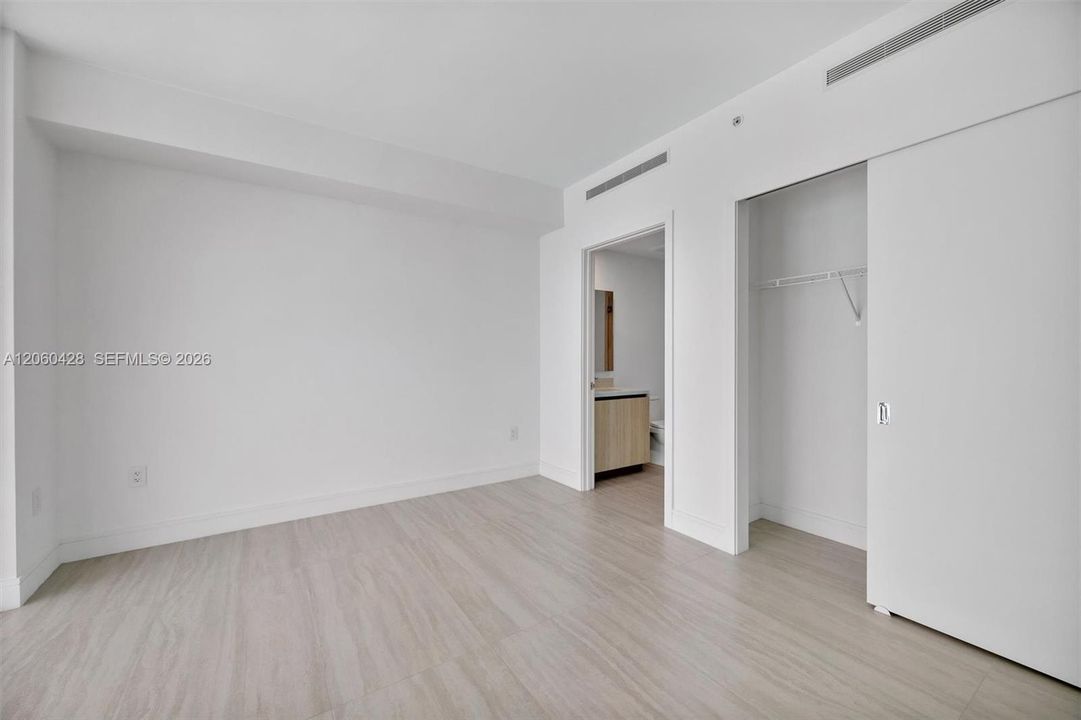 En Venta: $1,798,000 (3 camas, 3 baños, 1569 Pies cuadrados)