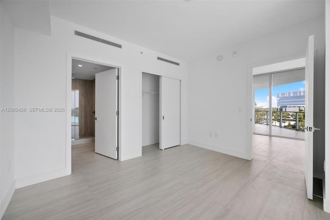 En Venta: $1,798,000 (3 camas, 3 baños, 1569 Pies cuadrados)