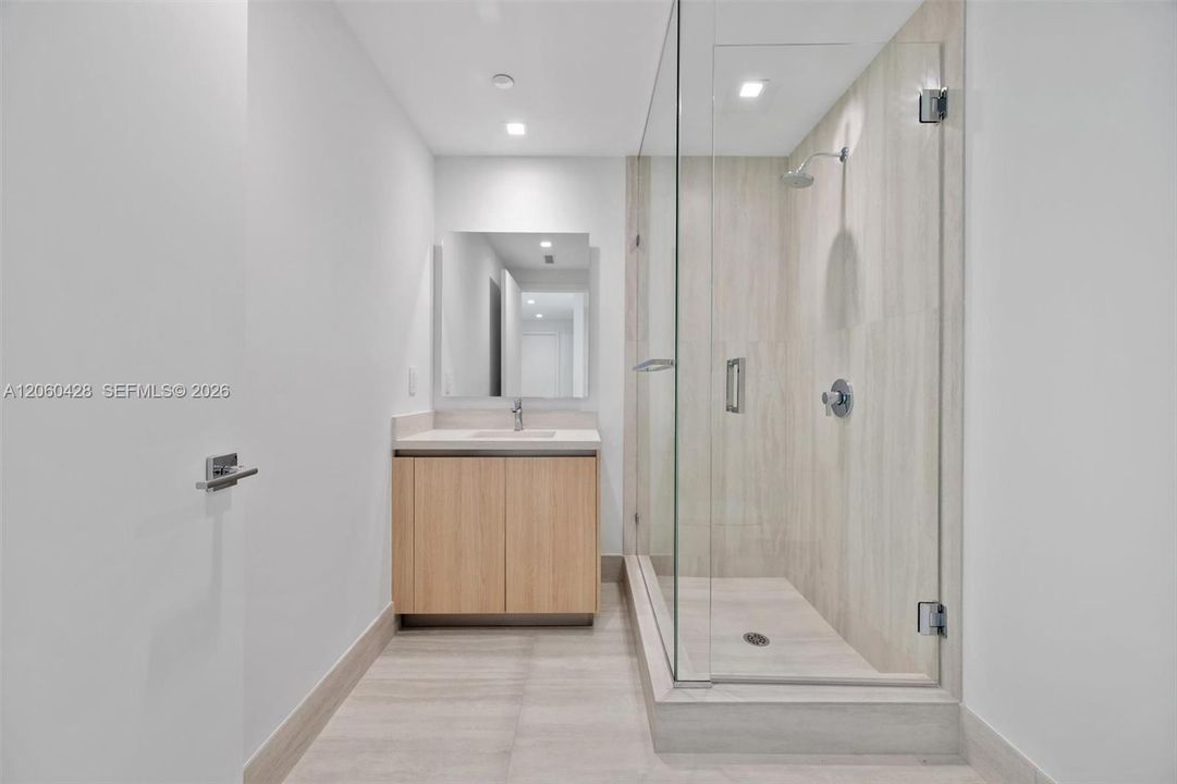 En Venta: $1,798,000 (3 camas, 3 baños, 1569 Pies cuadrados)
