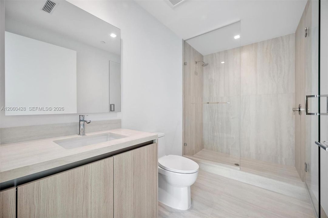 En Venta: $1,798,000 (3 camas, 3 baños, 1569 Pies cuadrados)