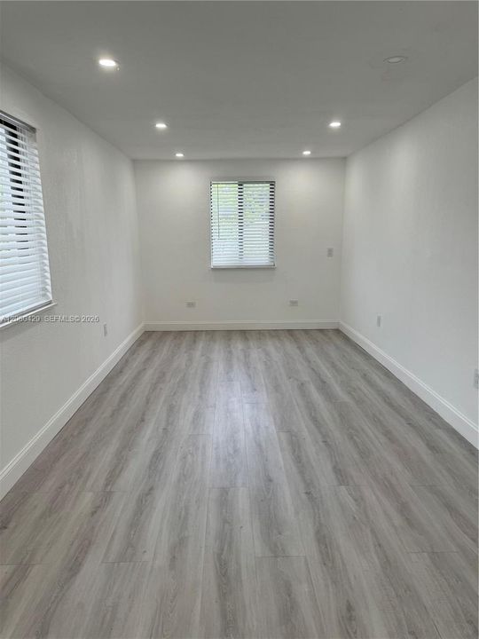 В аренду: $3,450 (3 спален, 2 ванн, 1124 Квадратных фут)