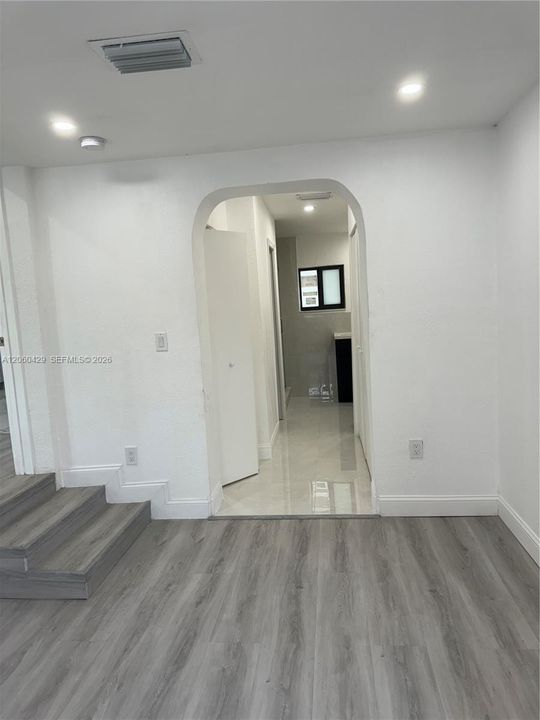 В аренду: $3,450 (3 спален, 2 ванн, 1124 Квадратных фут)