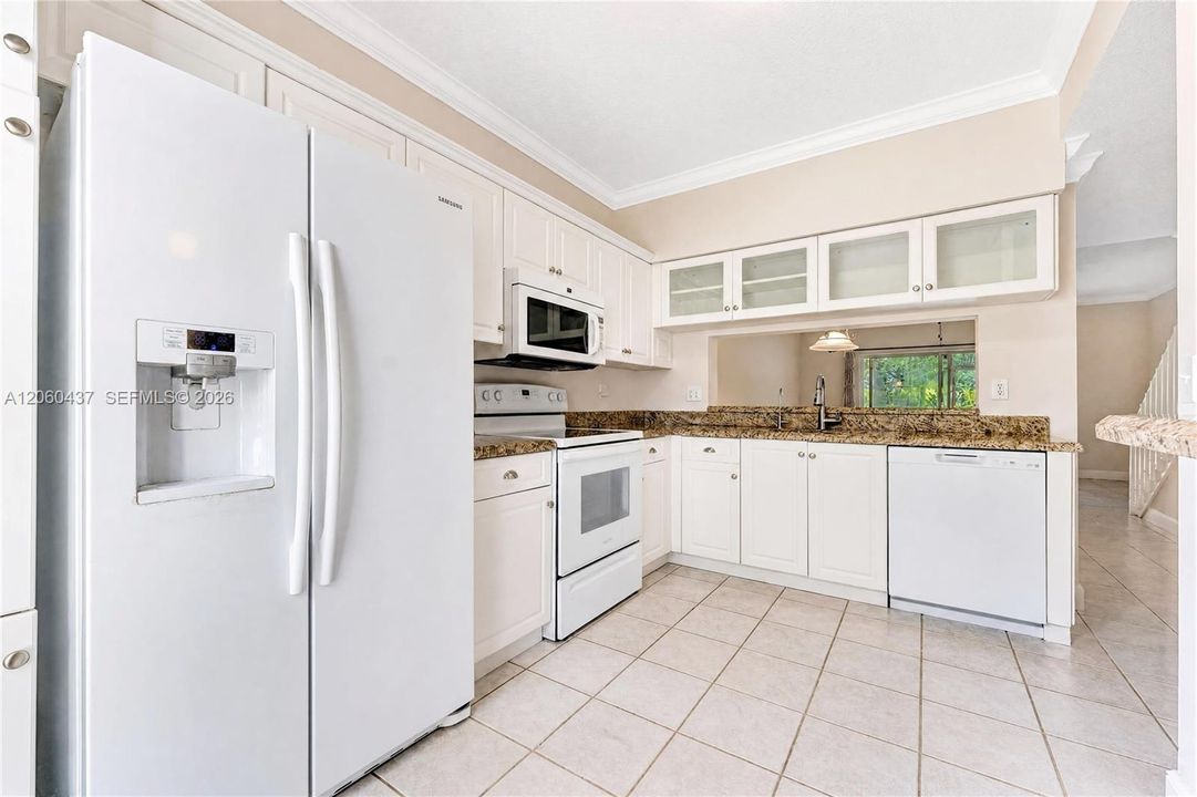 В аренду: $3,200 (2 спален, 2 ванн, 1184 Квадратных фут)
