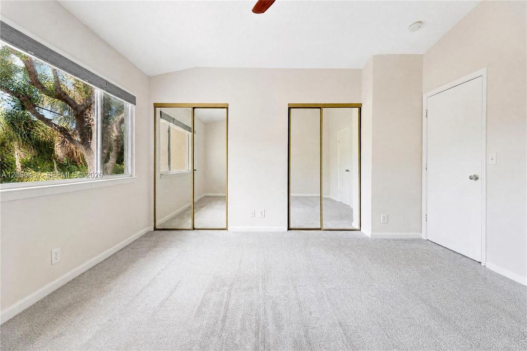 В аренду: $3,200 (2 спален, 2 ванн, 1184 Квадратных фут)