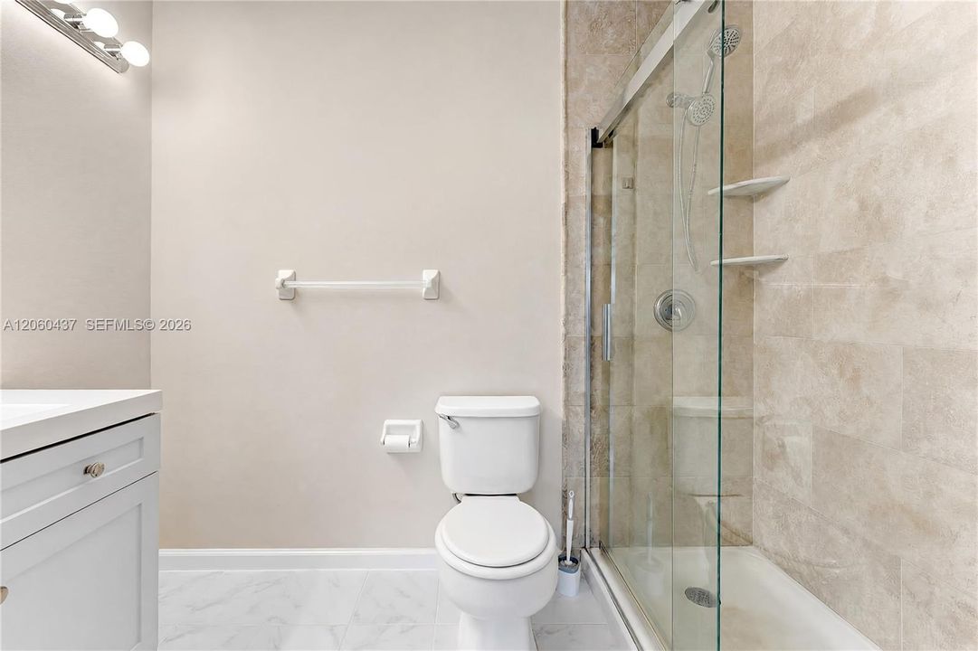 В аренду: $3,200 (2 спален, 2 ванн, 1184 Квадратных фут)