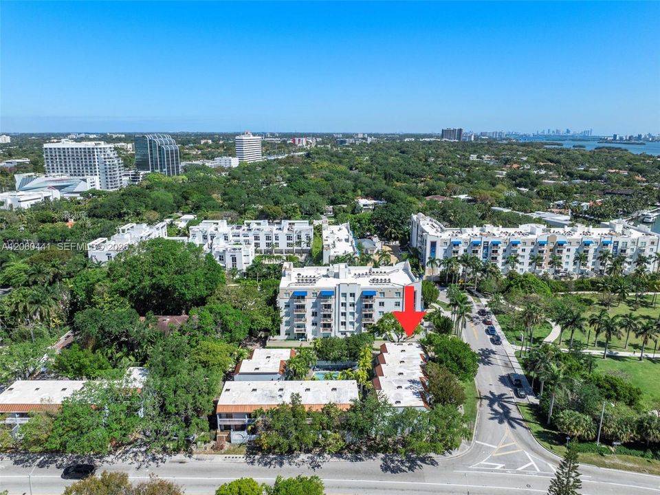En Venta: $499,000 (2 camas, 3 baños, 1299 Pies cuadrados)