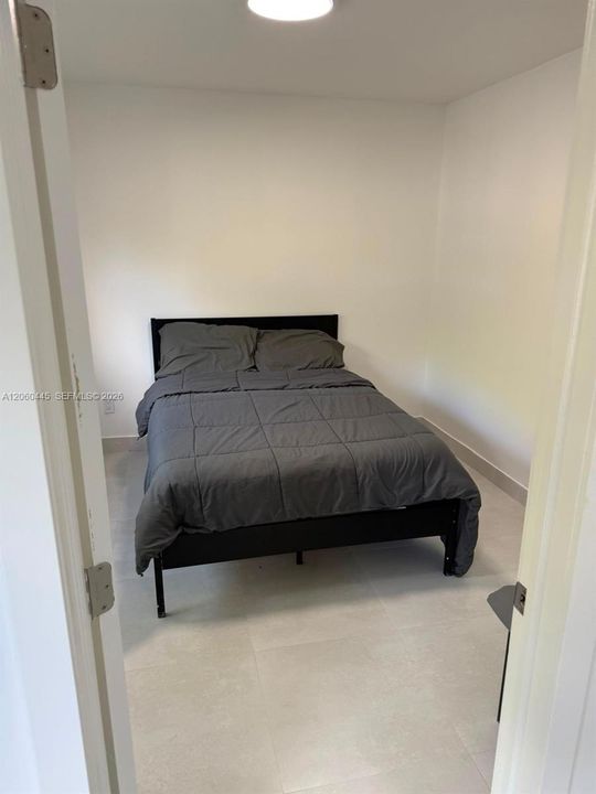 В аренду: $2,400 (2 спален, 1 ванн, 749 Квадратных фут)