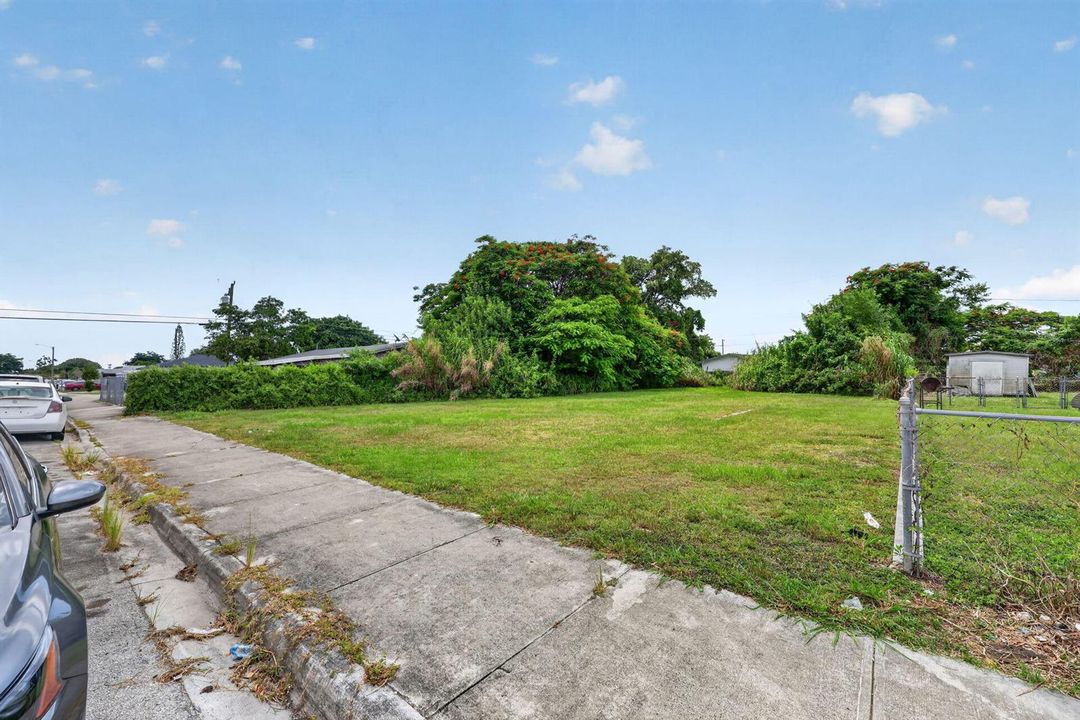 1-web-or-mls-577A3281