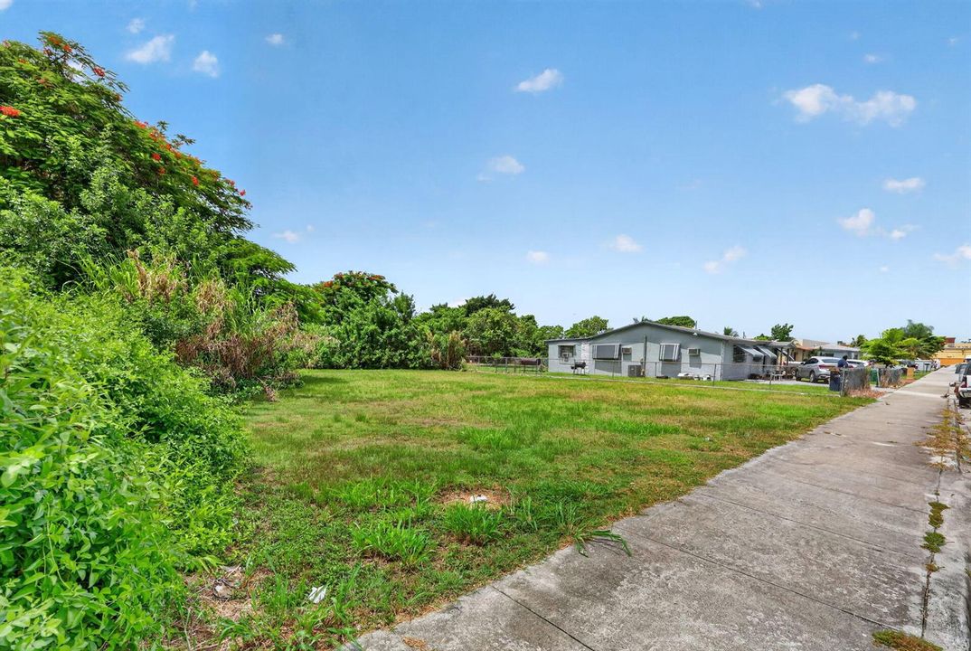 3-web-or-mls-577A3293