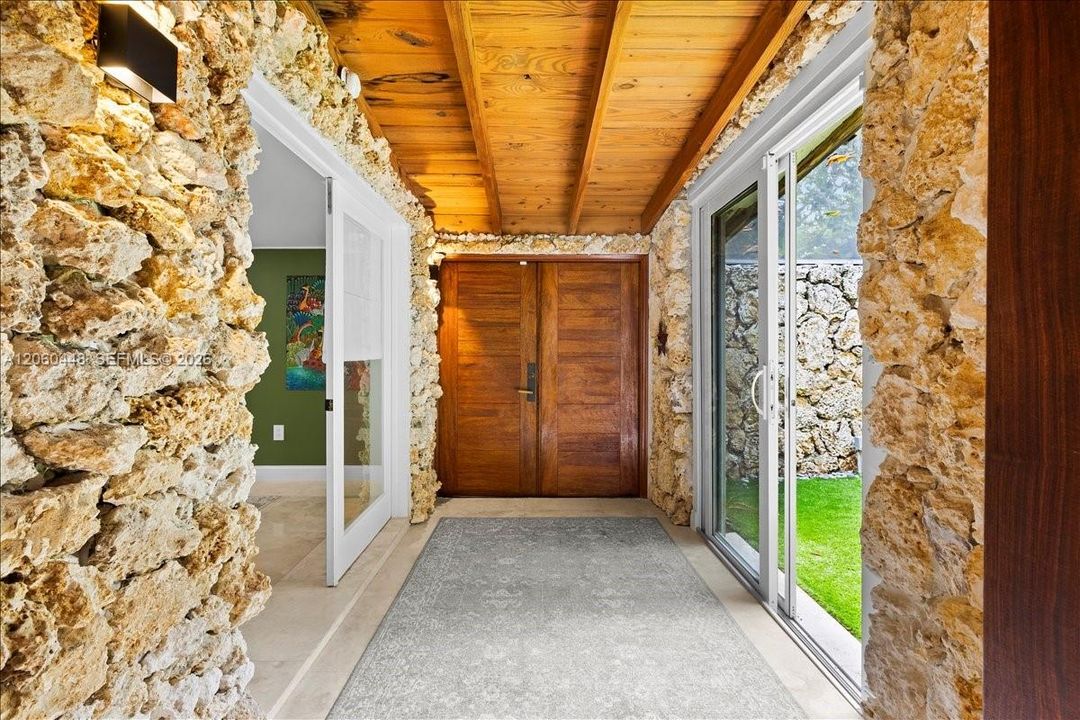 В аренду: $12,690 (3 спален, 3 ванн, 1861 Квадратных фут)