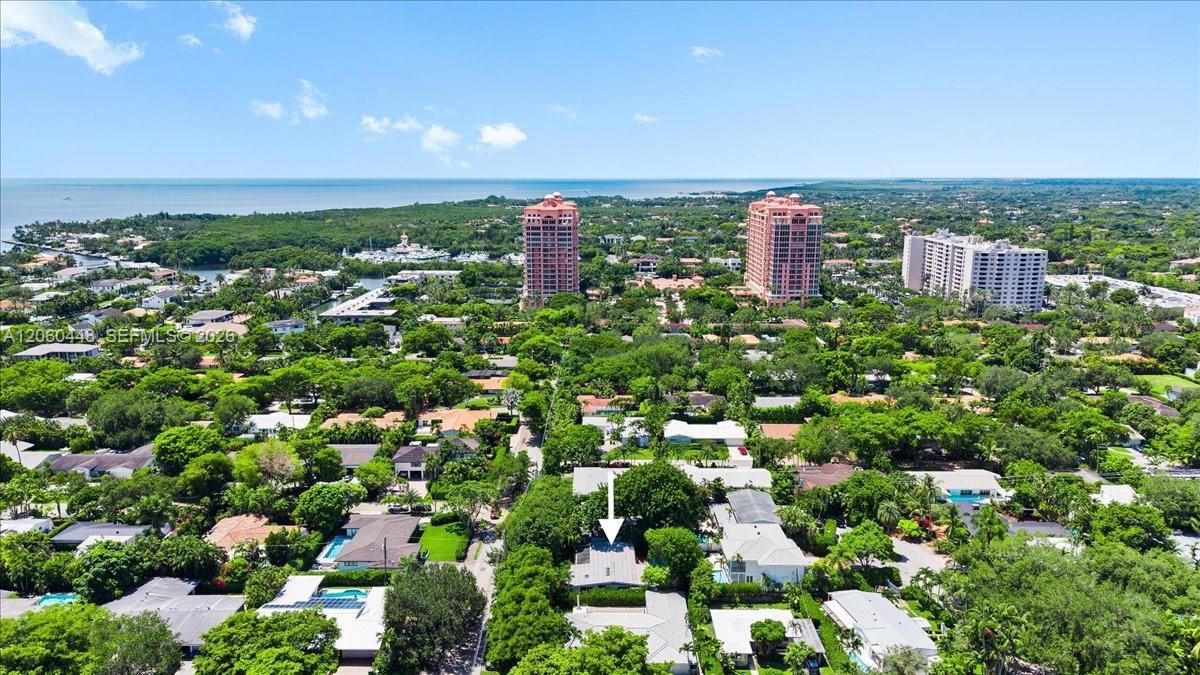 В аренду: $12,690 (3 спален, 3 ванн, 1861 Квадратных фут)