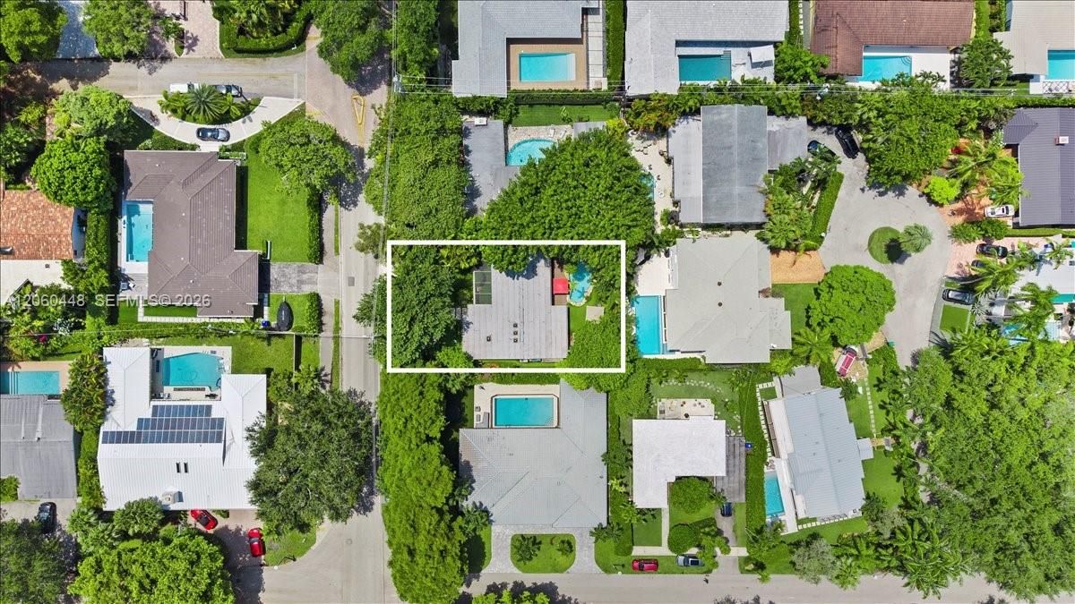 В аренду: $12,690 (3 спален, 3 ванн, 1861 Квадратных фут)
