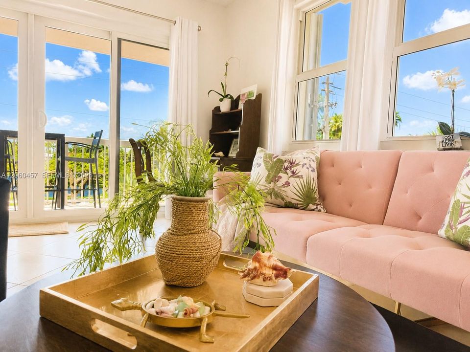 corner unit with intracoastal views