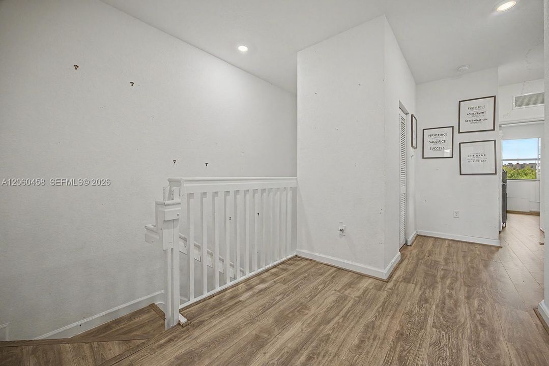 На продажу: $449,000 (3 спален, 2 ванн, 1772 Квадратных фут)