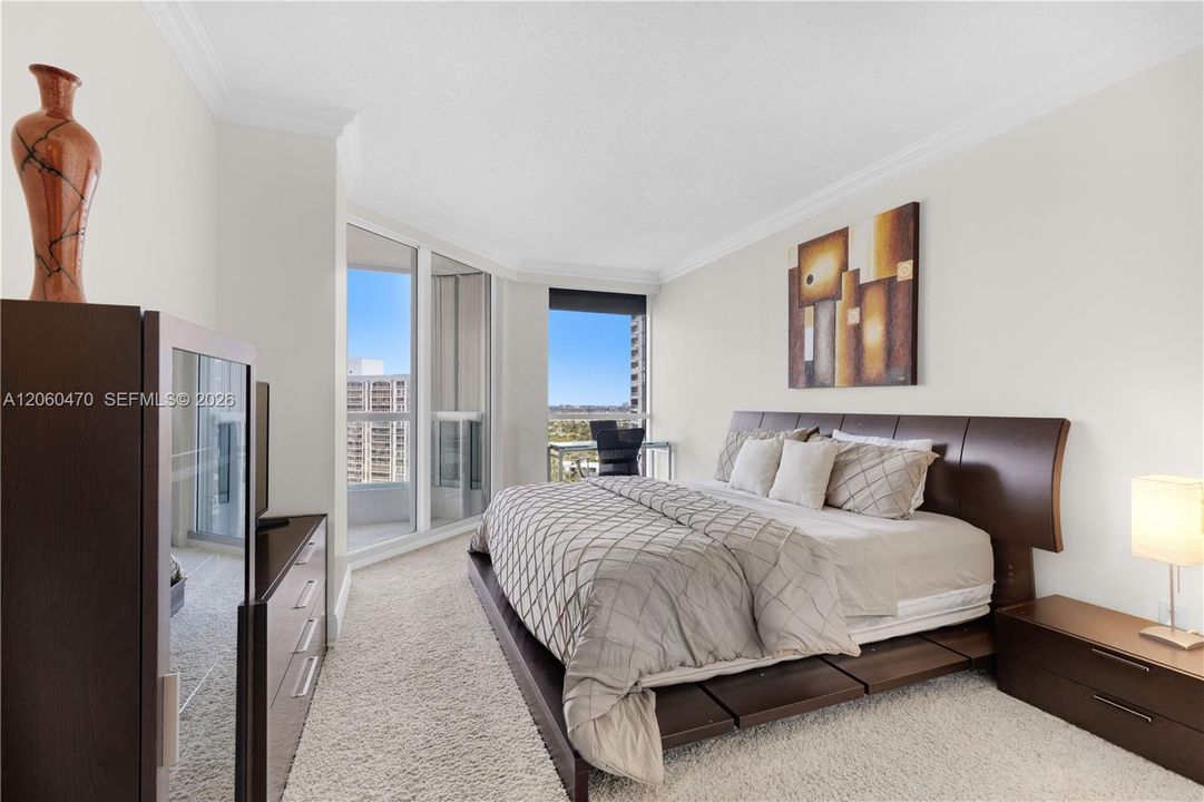For Rent: $4,590 (2 beds, 2 baths, 1505 Square Feet)