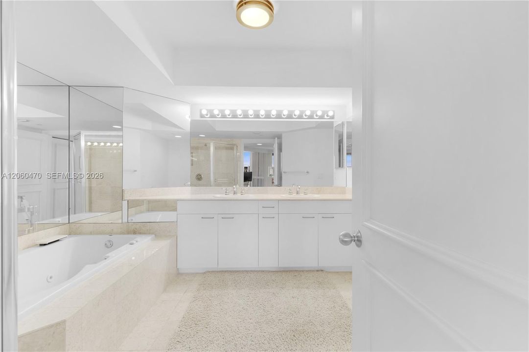For Rent: $4,590 (2 beds, 2 baths, 1505 Square Feet)