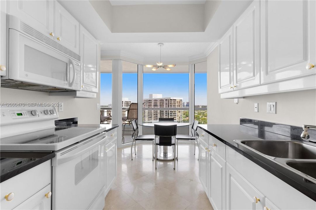 For Rent: $4,590 (2 beds, 2 baths, 1505 Square Feet)
