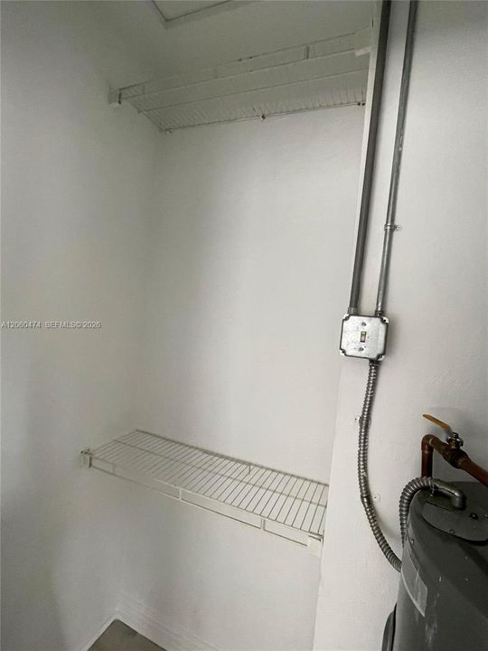 В аренду: $1,575 (0 спален, 1 ванн, 1236 Квадратных фут)