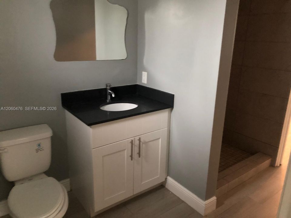 For Rent: $2,600 (2 beds, 2 baths, 1929 Square Feet)