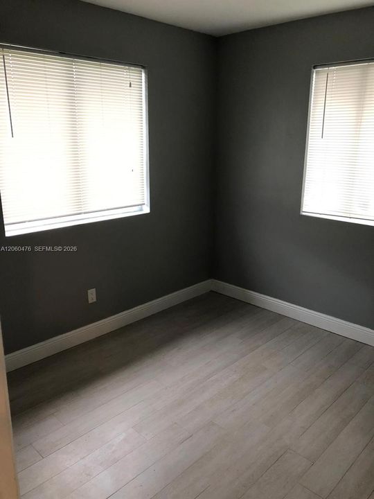 For Rent: $2,600 (2 beds, 2 baths, 1929 Square Feet)