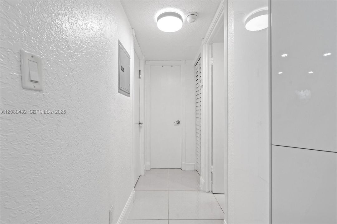 En Venta: $329,000 (2 camas, 2 baños, 1092 Pies cuadrados)