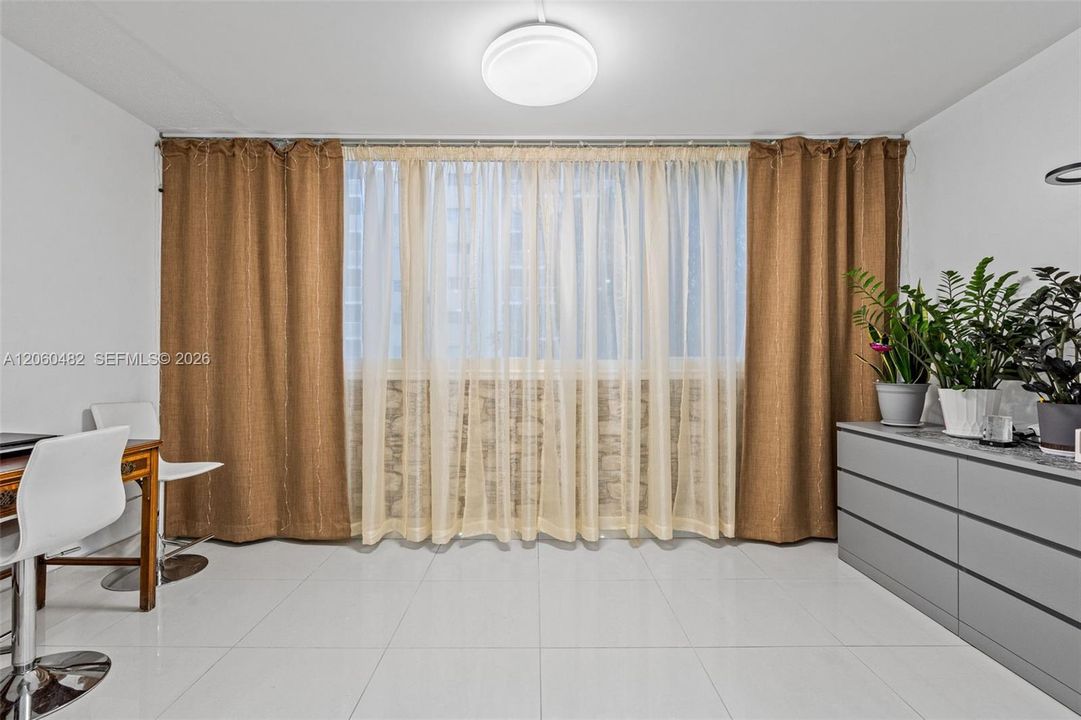En Venta: $329,000 (2 camas, 2 baños, 1092 Pies cuadrados)