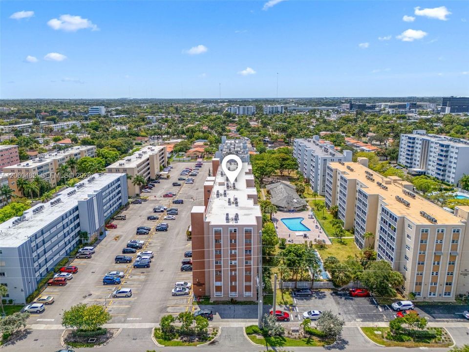 En Venta: $329,000 (2 camas, 2 baños, 1092 Pies cuadrados)