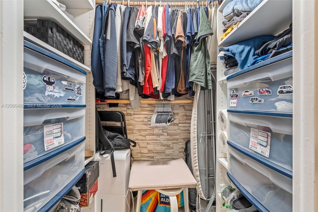 En Venta: $329,000 (2 camas, 2 baños, 1092 Pies cuadrados)