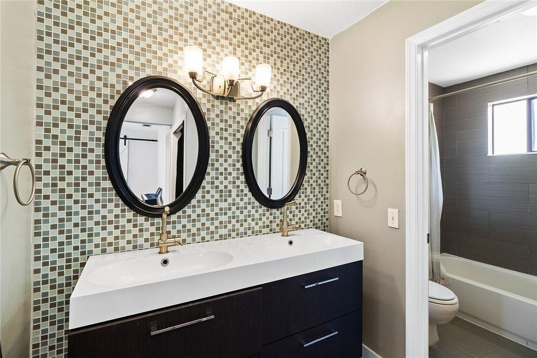 Upstairs Bath