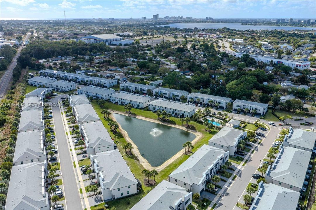 En Venta: $375,000 (3 camas, 2 baños, 1454 Pies cuadrados)