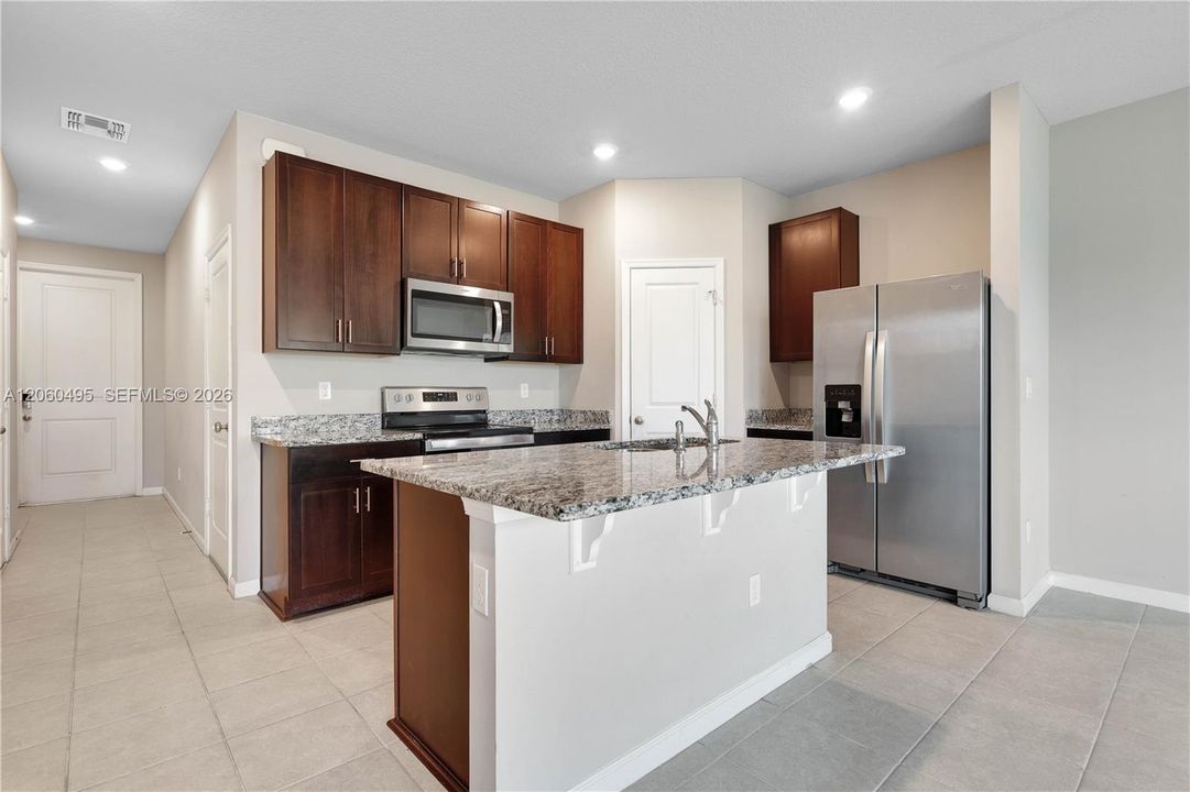 En Venta: $375,000 (3 camas, 2 baños, 1454 Pies cuadrados)