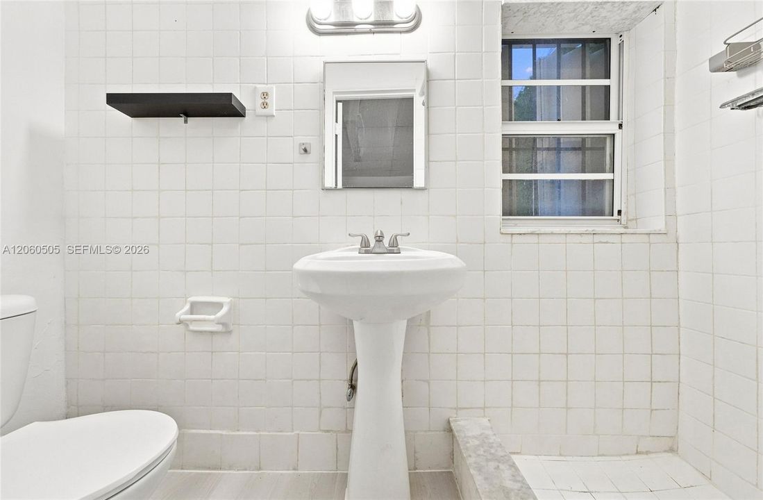 В аренду: $3,250 (3 спален, 2 ванн, 1529 Квадратных фут)