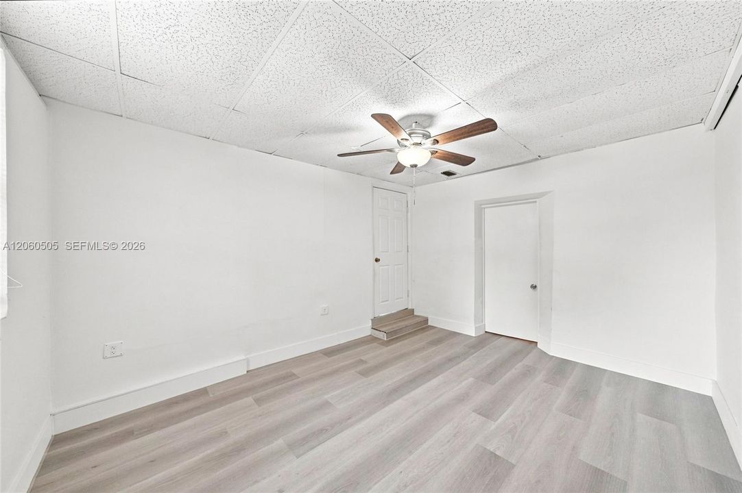 В аренду: $3,250 (3 спален, 2 ванн, 1529 Квадратных фут)