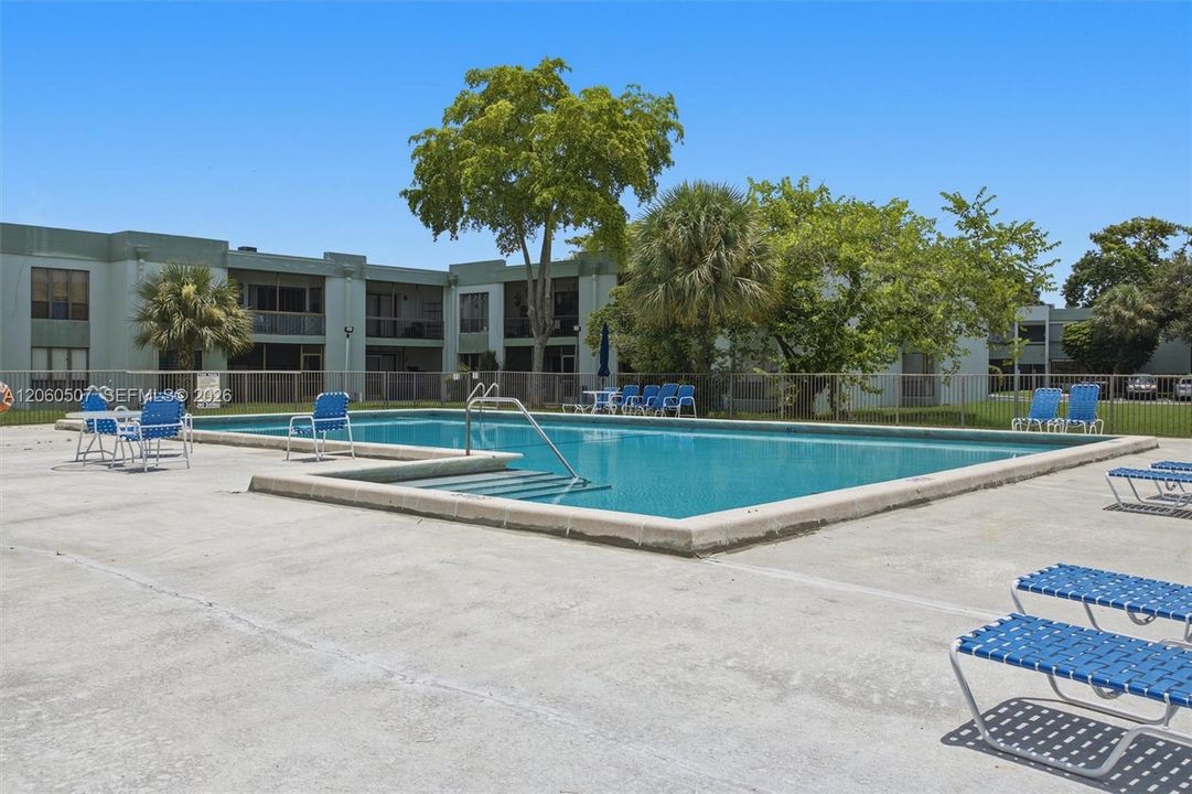 En Venta: $215,000 (2 camas, 2 baños, 1155 Pies cuadrados)