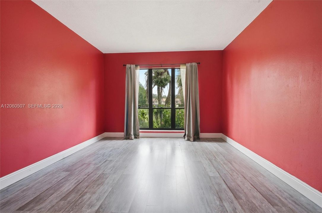 En Venta: $215,000 (2 camas, 2 baños, 1155 Pies cuadrados)